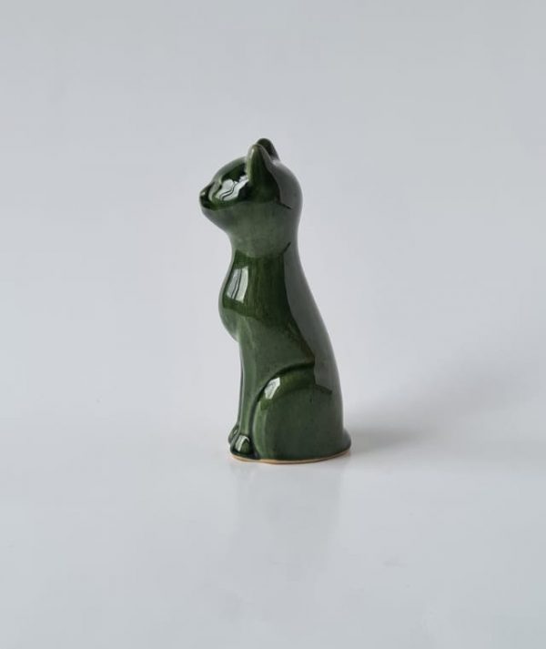 Irish Pottery Green Cat Figure – Collectable Curios